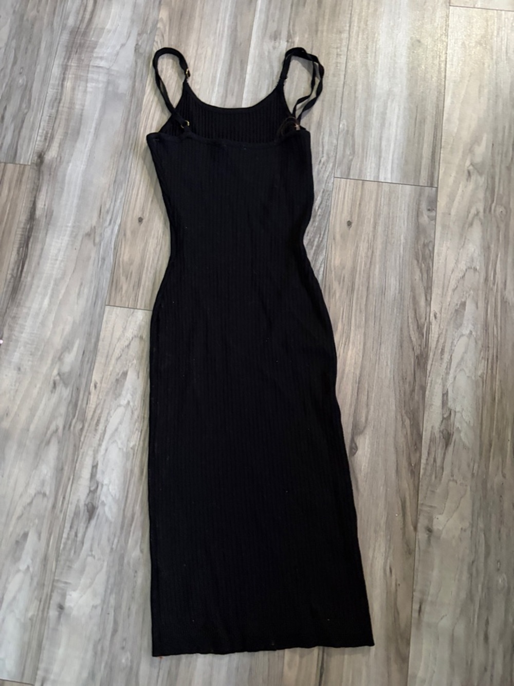 Hera Collection Black Ribbed Strap Midi Dress